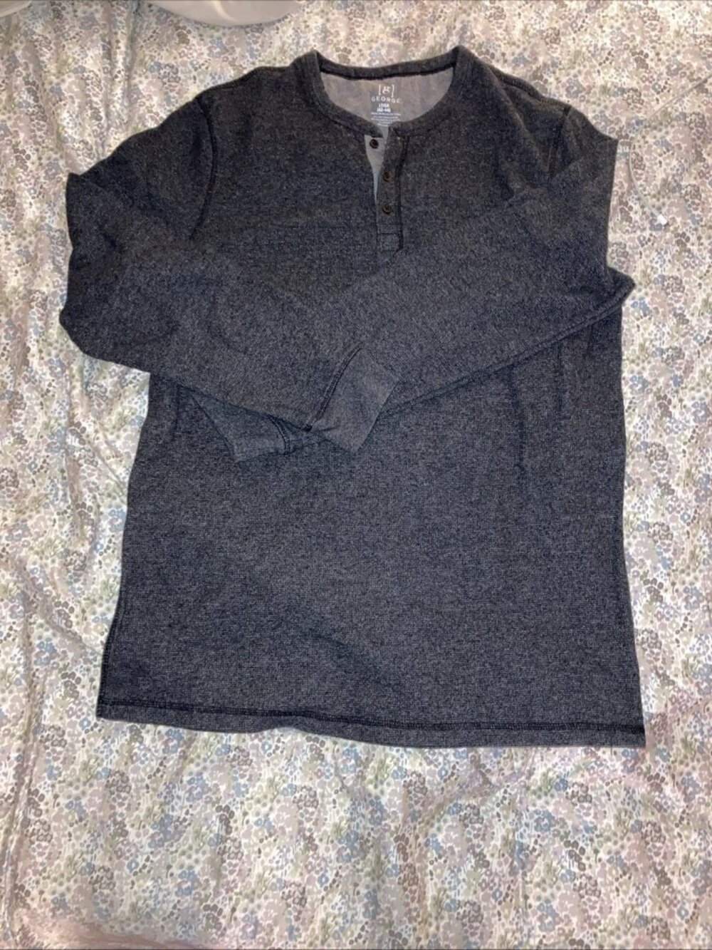 Men's George LT Thermal Waffle Textured Henley Navy Long-Sleeve EUC